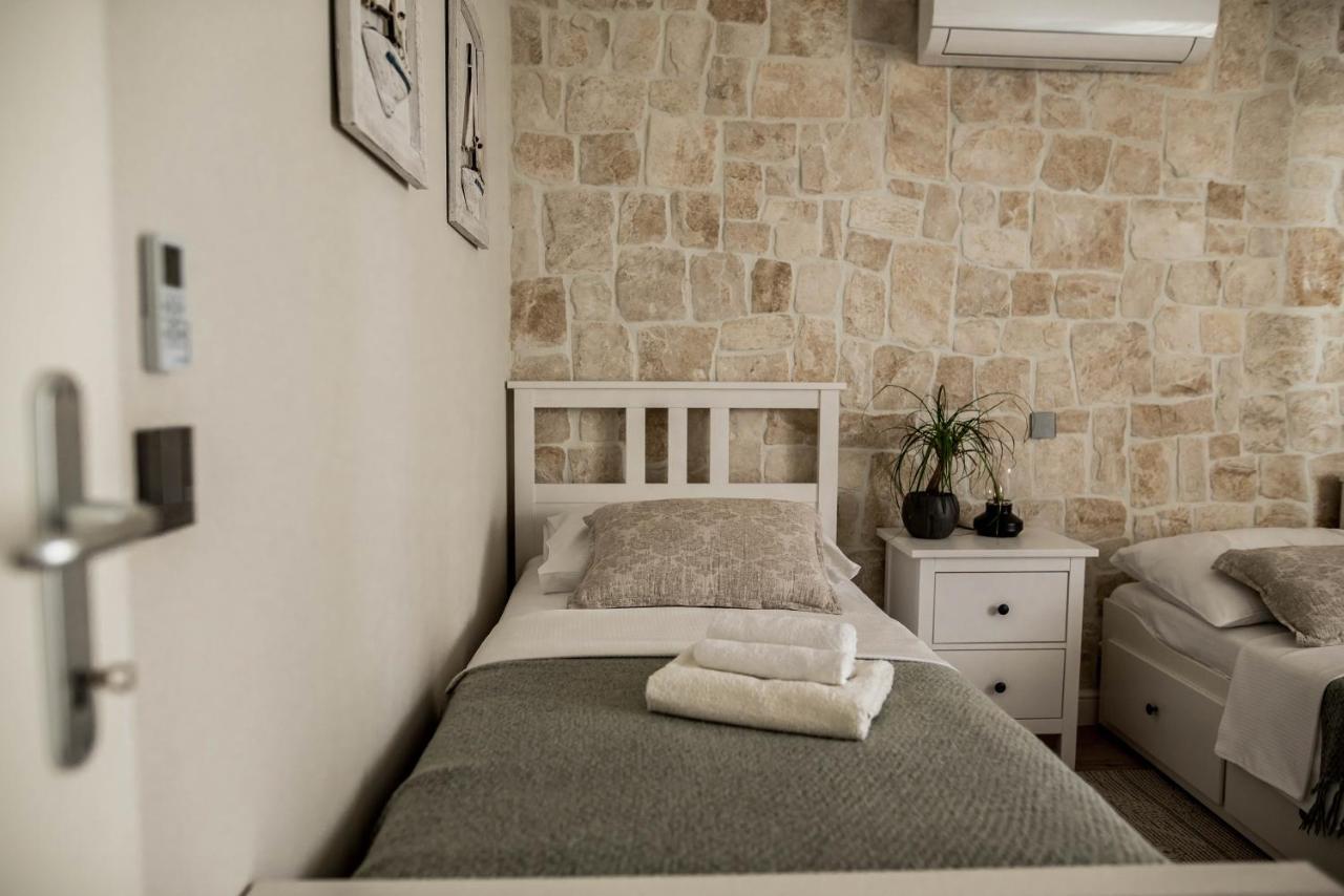 La Familia, Zadar, Vinjerac Villa Ngoại thất bức ảnh